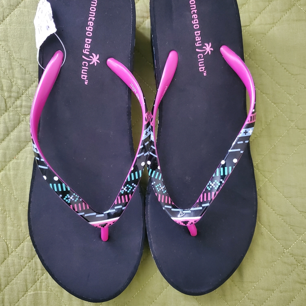 Montego Bay Club Black and Pink Patterned Sandals
